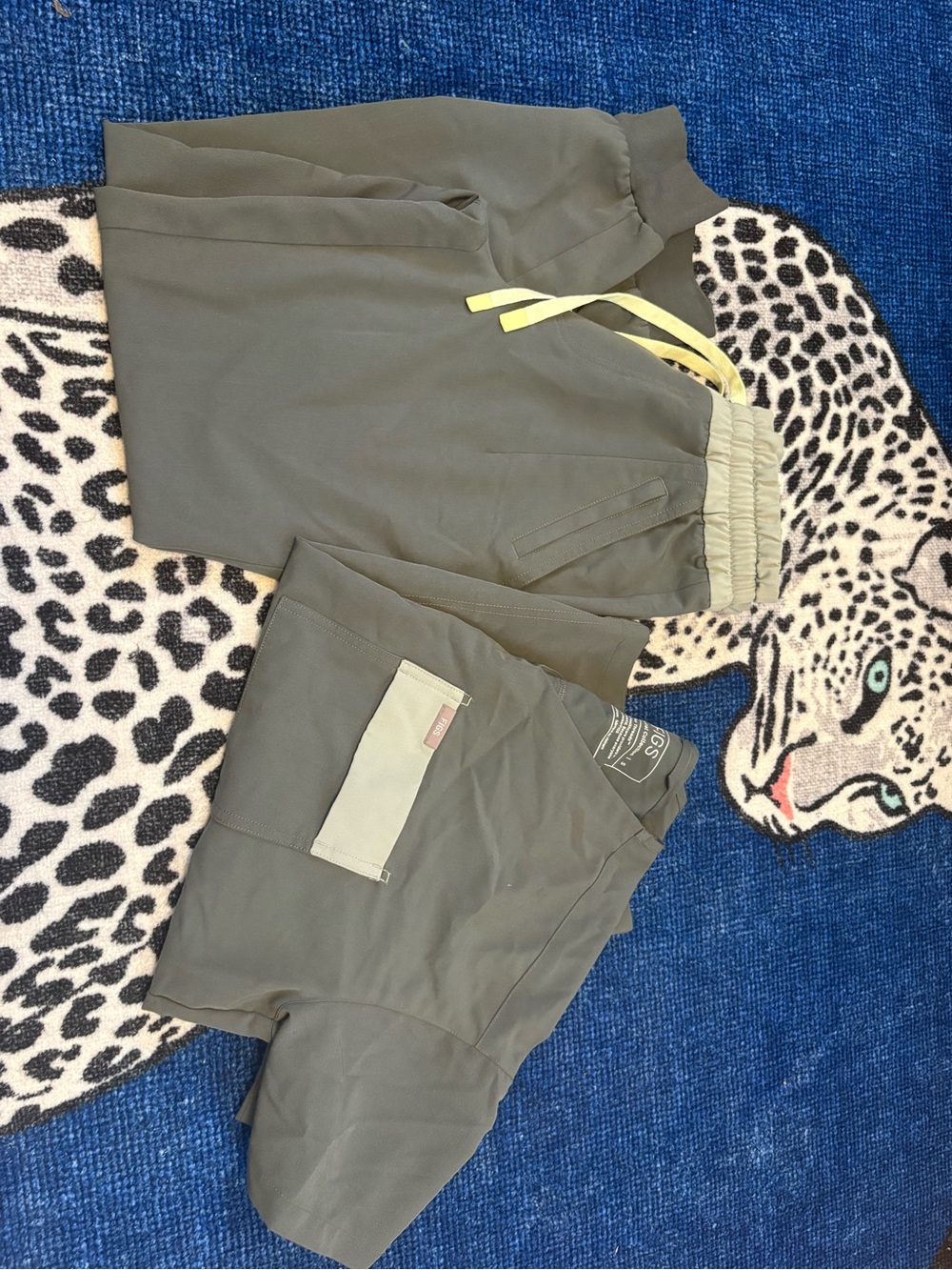 Figs Olive Green Scrub Set 
Jogger